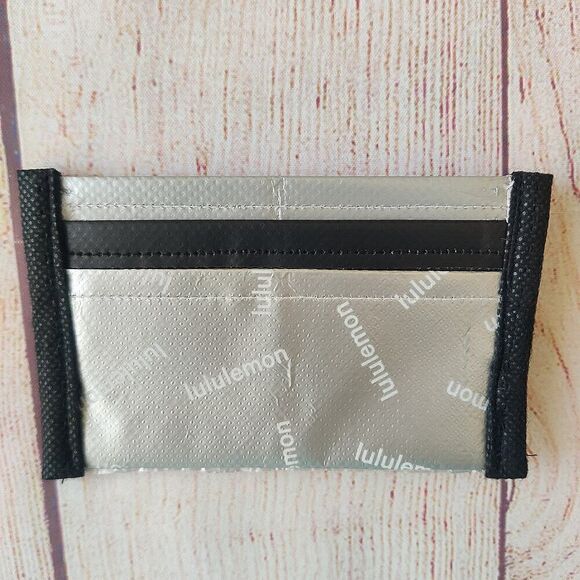 Lululemon handmade crossbody phone holder with card holder - Picture 5 of 9